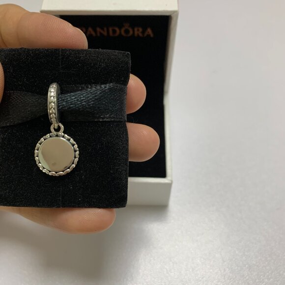 Pandora Paris Eiffel Tower Dangle Charm - Picture 2 of 4